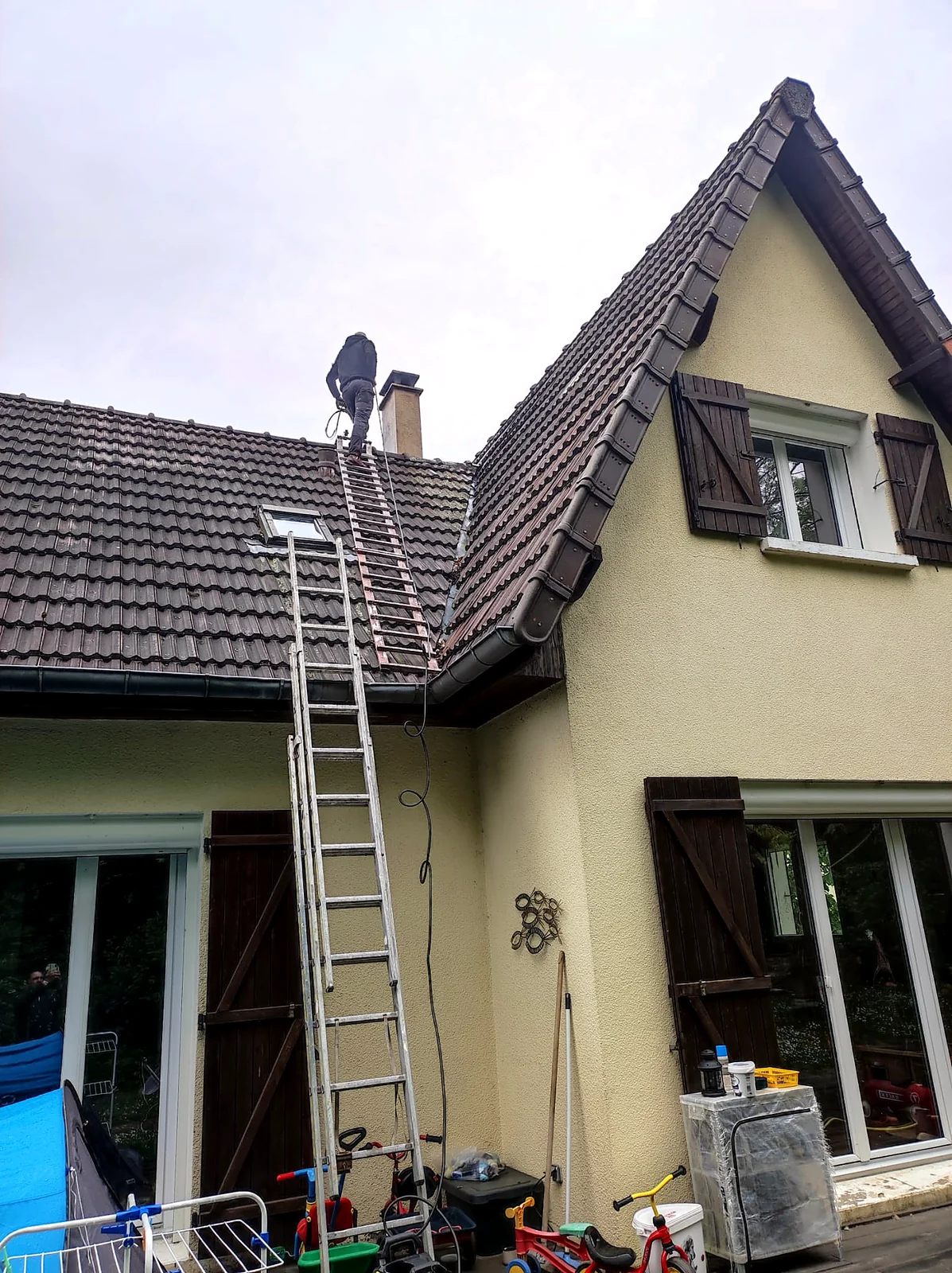 Intervention sur une toiture en ardoise