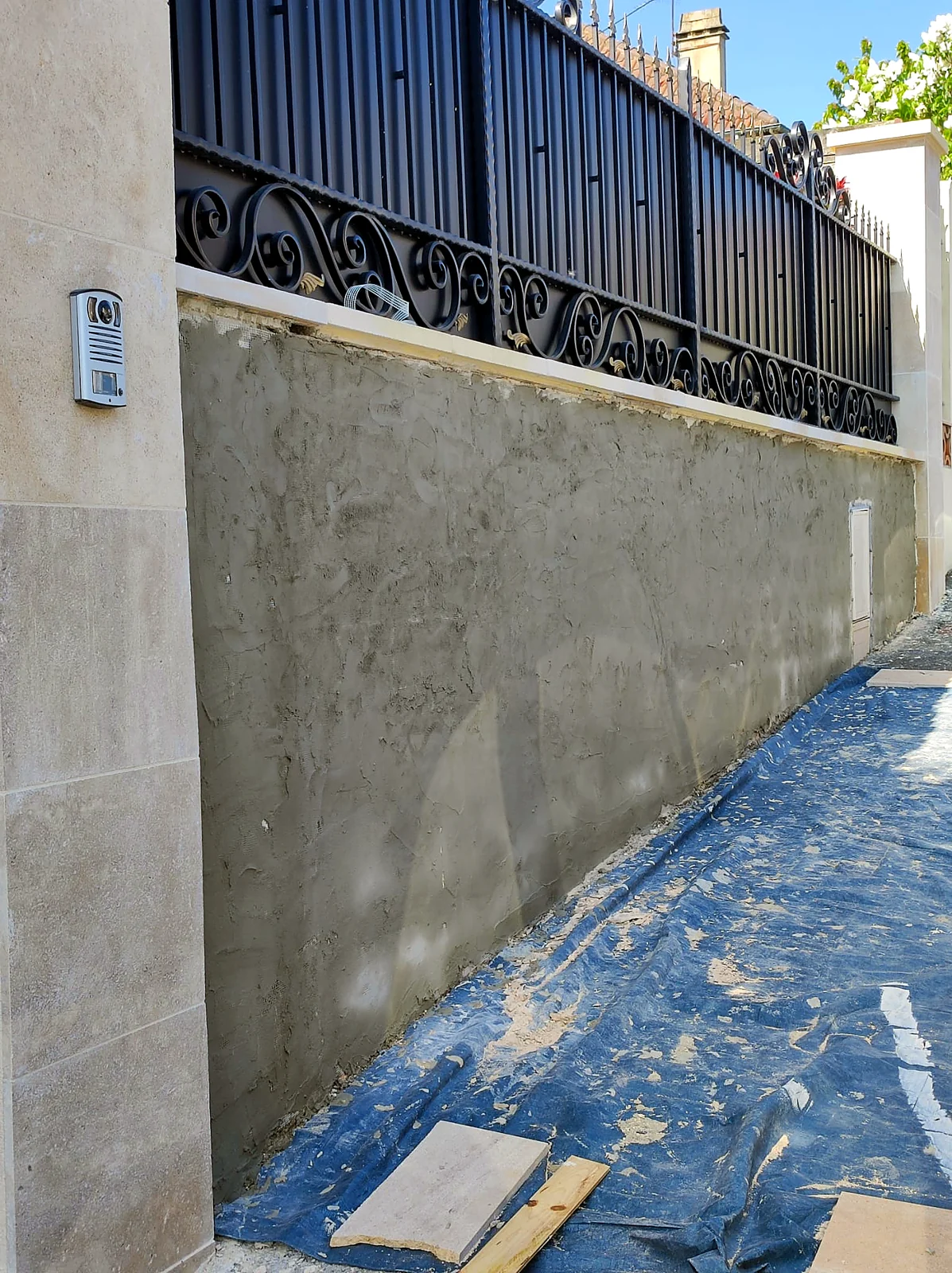 Maçonnerie : mur et allée refaits à neuf